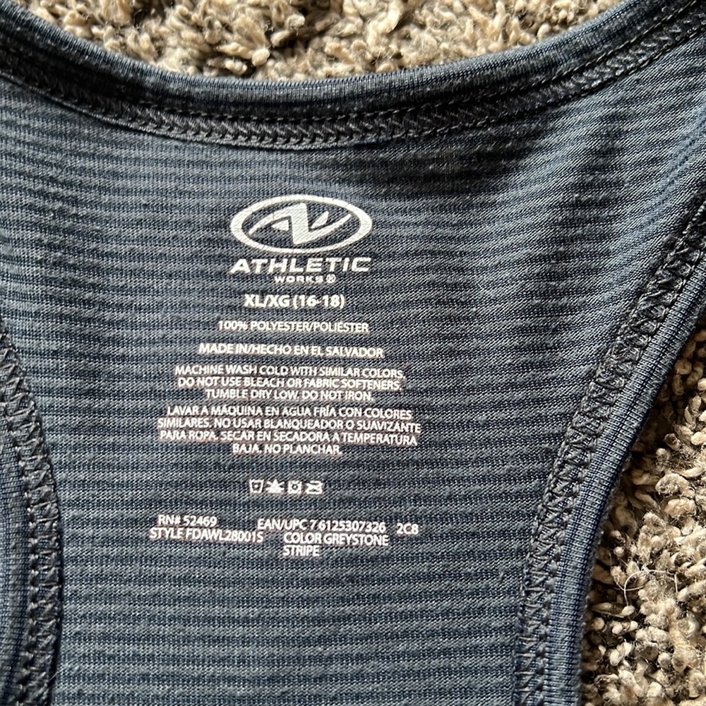 Athletic Works XL Racerback Tank - Picture 2 of 3